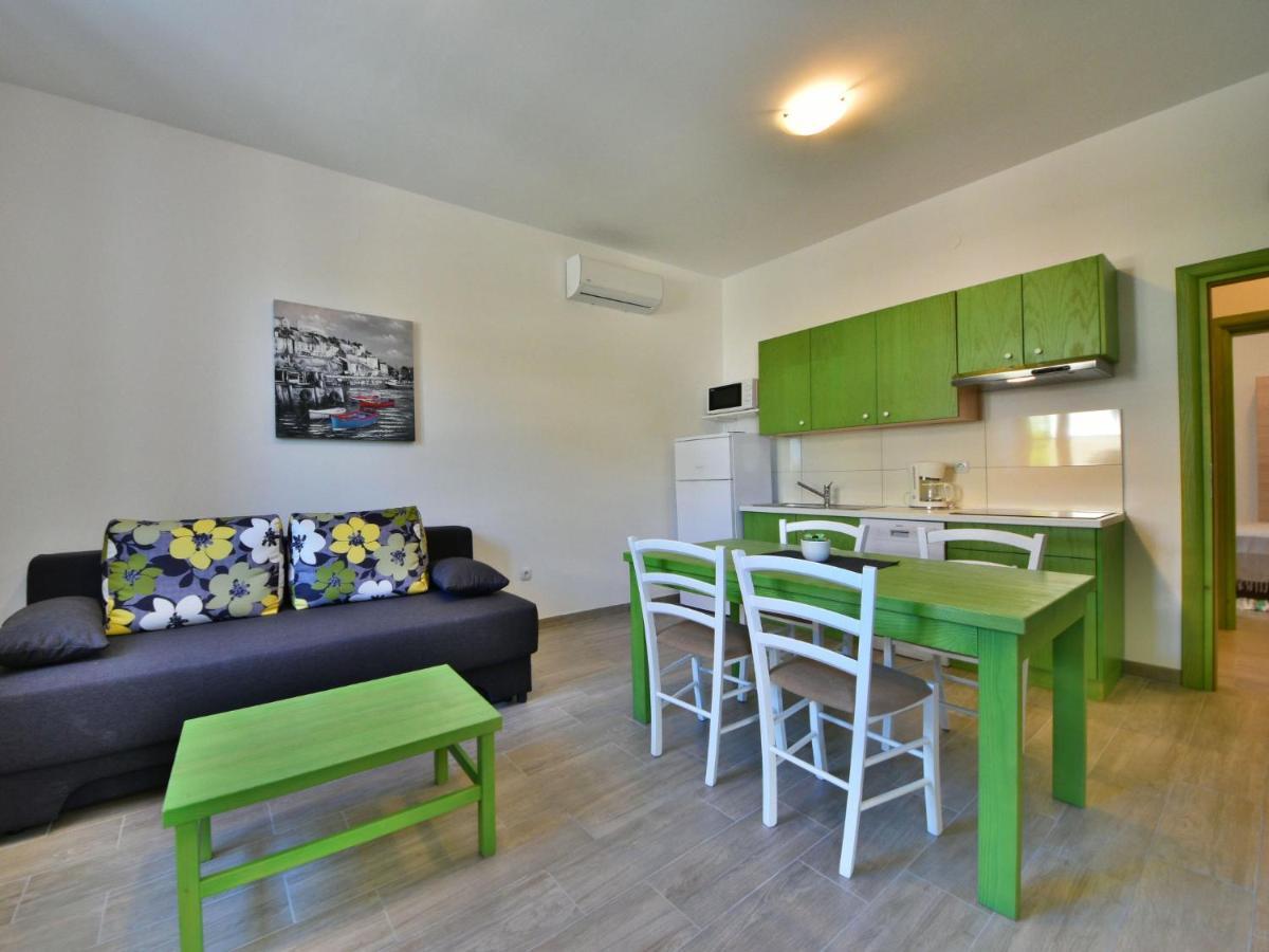 Apartment Val-1 By Interhome Sveti Juraj Eksteriør bilde